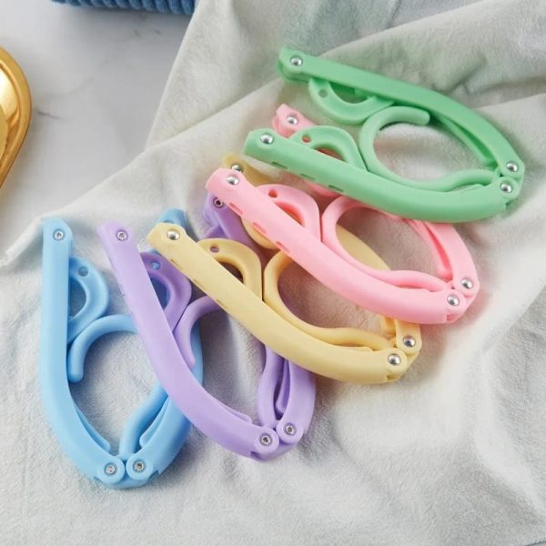 (pack Of 5 Pcs)folding Hanger Foldable Clothes Hangers Portable Travel Clothes (random Color)